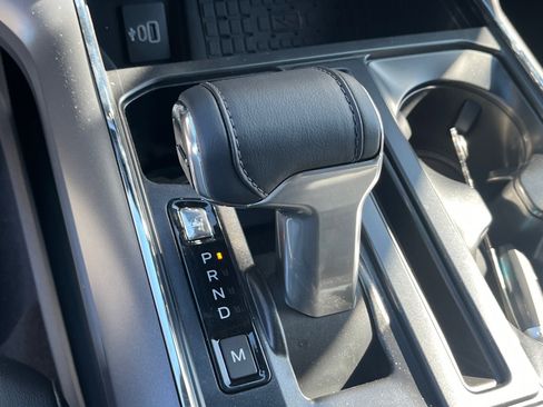 New 2026 Ford F150 Lariat w/ Equipment Group 502A High image 15