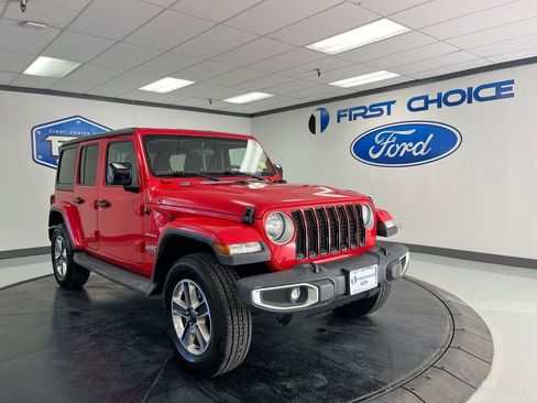 Used 2020 Jeep Wrangler Unlimited Sahara AWD/4WD image 18