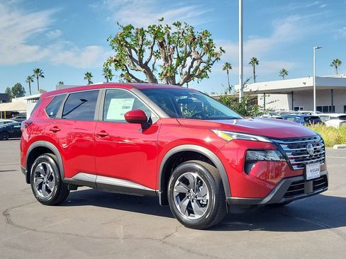 New 2026 Nissan Rogue SV image 4