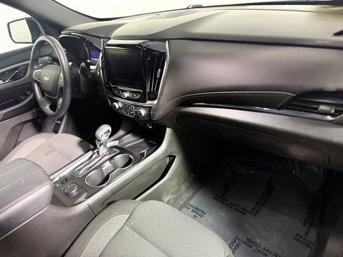 Used 2023 Chevrolet Traverse LT w/ LPO, Cargo Package AWD/4WD image 26