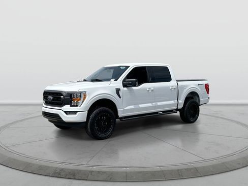 Used 2021 Ford F150 XLT w/ Equipment Group 302A High RWD image 4