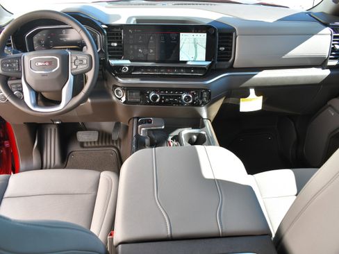 New 2026 GMC Sierra 1500 SLT image 20