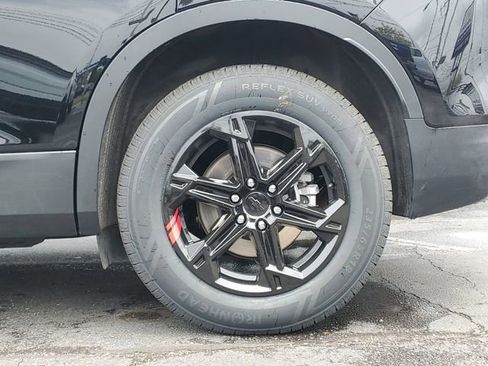Certified 2025 Chevrolet Blazer LT AWD/4WD image 31