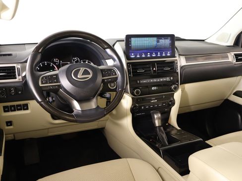 Used 2023 Lexus GX 460 Premium image 2