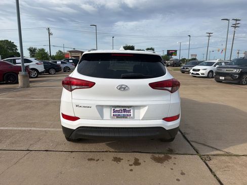 Used 2018 Hyundai Tucson SEL FWD image 6