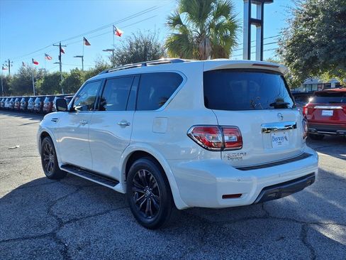 Used 2020 Nissan Armada Platinum w/ Captain's Chairs Package image 23