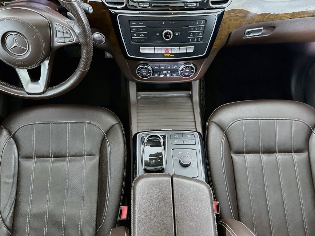 Used 2017 Mercedes-Benz GLS 450 4MATIC image 16