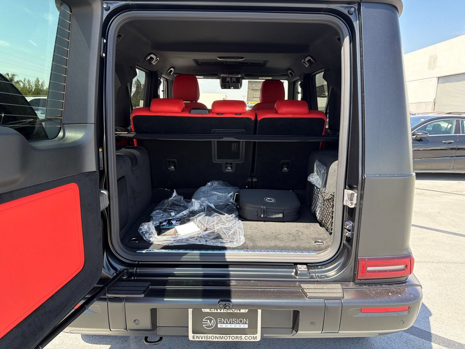 New 2027 Mercedes-Benz G 580 e image 13