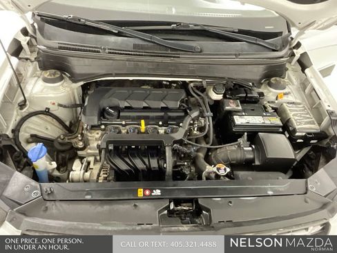 Used 2021 Hyundai Venue SEL image 49