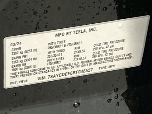Used 2024 Tesla Model Y Performance AWD/4WD image 31