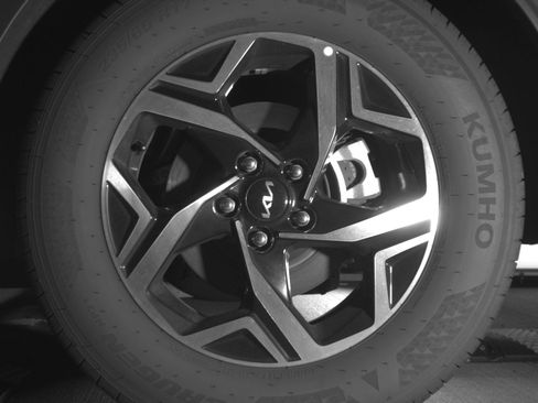 Used 2025 Kia Sportage LX FWD image 14