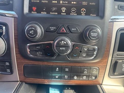 Used 2017 RAM 1500 Laramie w/ Convenience Group image 27