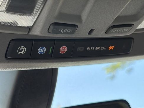 Used 2022 Chevrolet Silverado 1500 RST w/ Bed Protection Package image 22