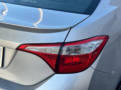 Used 2016 Toyota Corolla S image 26