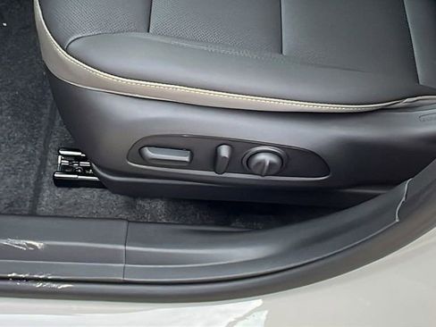 New 2026 Chevrolet Trax ACTIV w/ Sunroof Package image 14