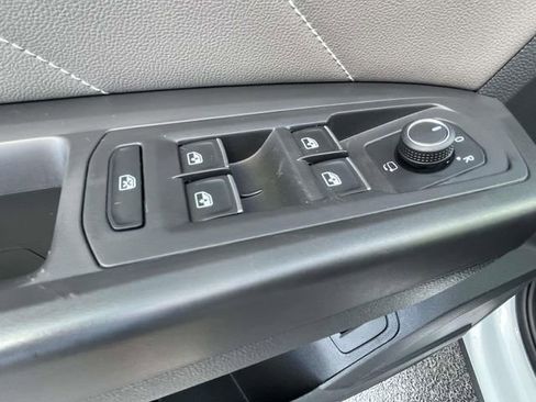 Used 2023 Volkswagen Atlas Cross Sport SEL Premium R-Line image 19