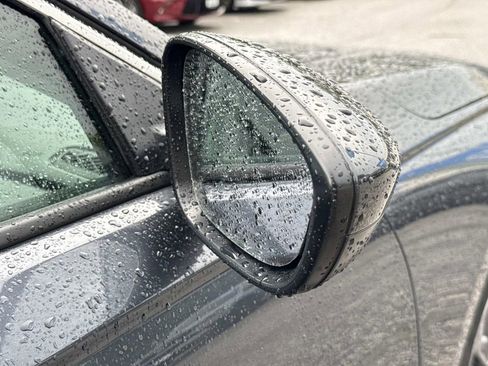 Certified 2023 Honda Accord EX image 27