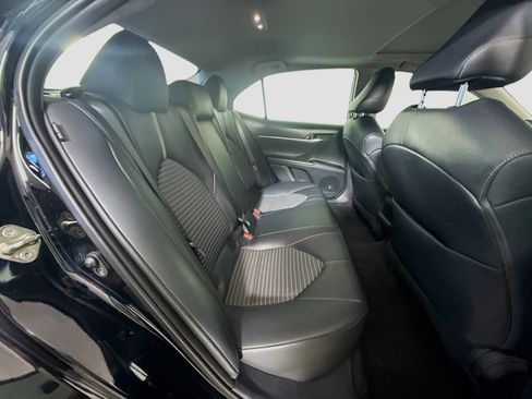 Used 2020 Toyota Camry SE FWD image 26