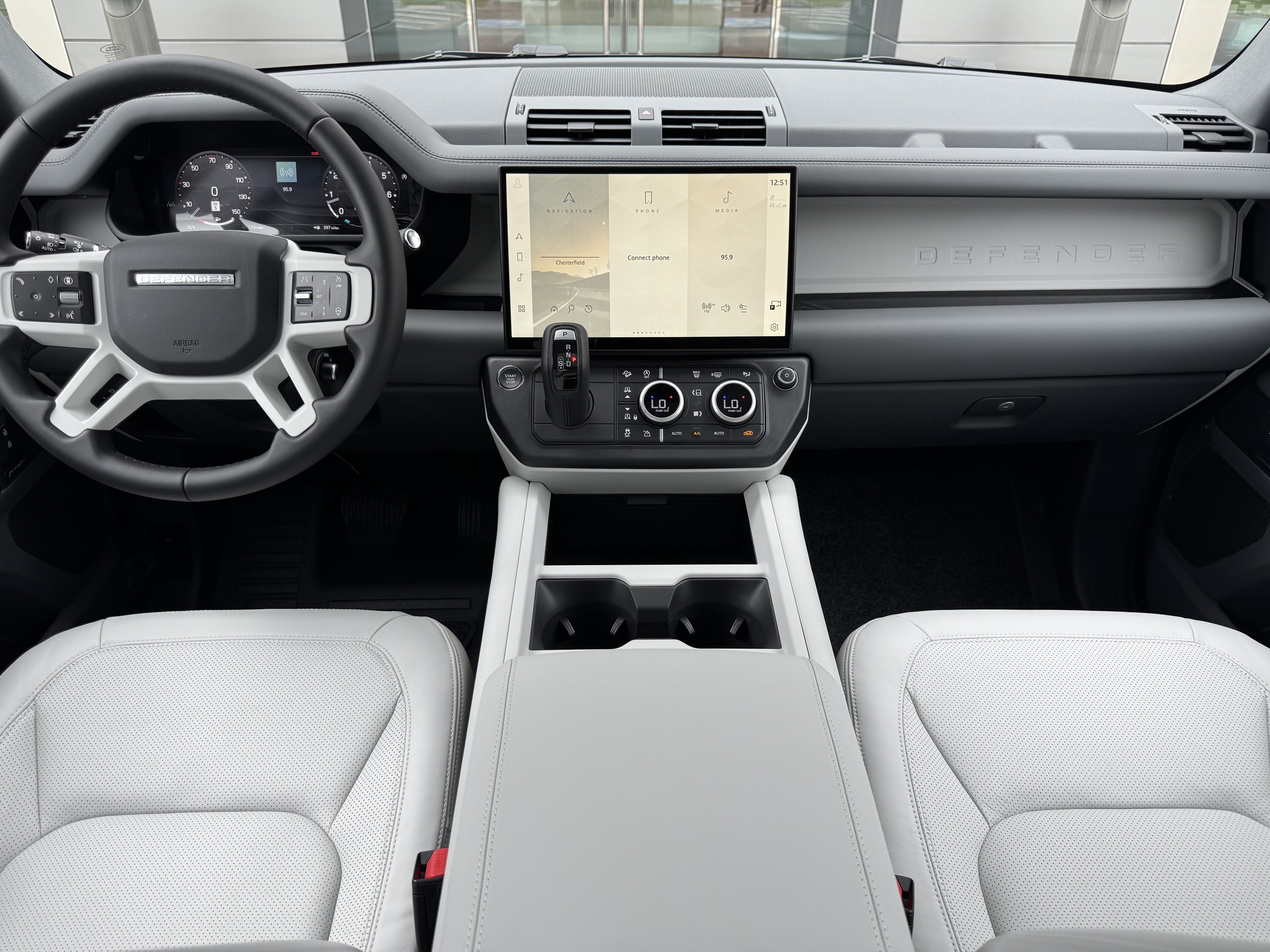 New 2026 Land Rover Defender 110 S AWD/4WD image 4