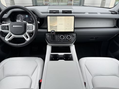 New 2026 Land Rover Defender 110 S AWD/4WD image 4