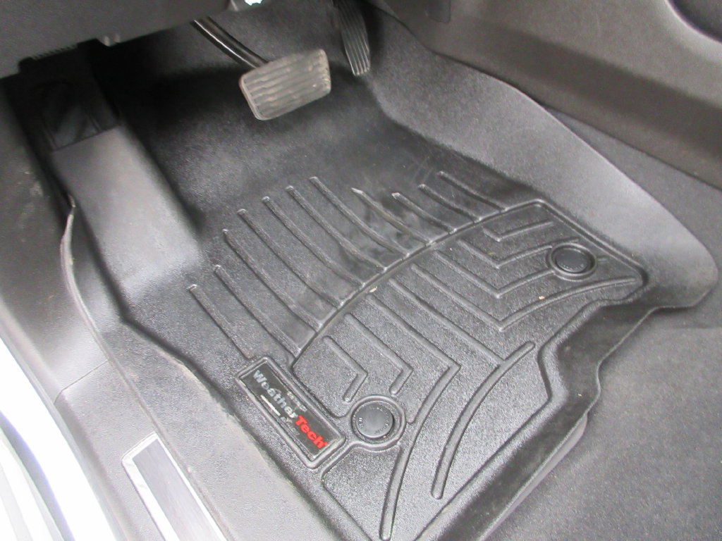 Used 2021 GMC Yukon AT4 w/ AT4 Premium Plus Package AWD/4WD image 35