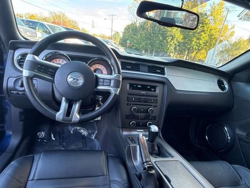 Used 2011 Ford Mustang GT Premium w/ Brembo Brake Pkg image 15