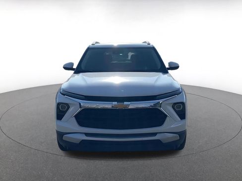 Used 2025 Chevrolet TrailBlazer LT image 4