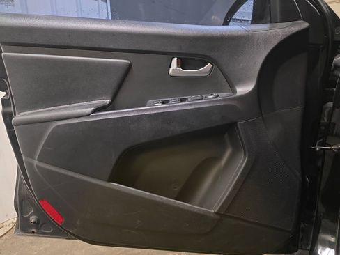 Used 2011 Kia Sportage LX image 16