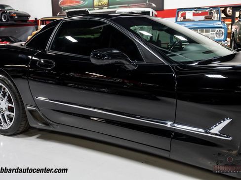 Used 2003 Chevrolet Corvette Z06 w/ Memory Package, 3 Drivers RWD image 38