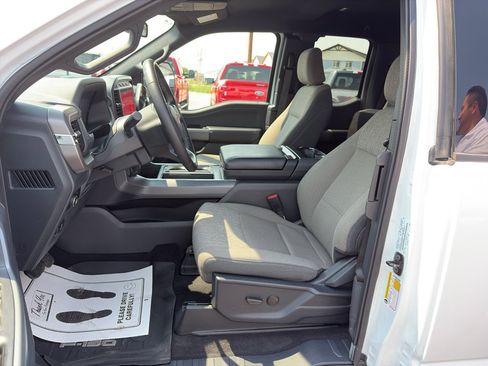 Used 2024 Ford F150 XLT w/ FX4 Off-Road Package AWD/4WD image 17