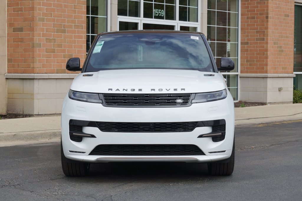 Used 2026 Land Rover Range Rover Sport Dynamic SE AWD/4WD image 4