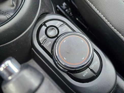 Used 2019 MINI Cooper S w/ Storage Package image 31