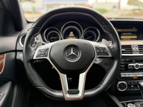 Used 2012 Mercedes-Benz C 63 AMG Coupe image 26
