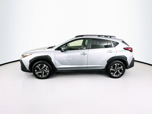 Used 2024 Subaru Crosstrek 2.0i Premium image 4