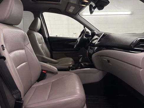Used 2017 Honda Ridgeline RTL-E image 28