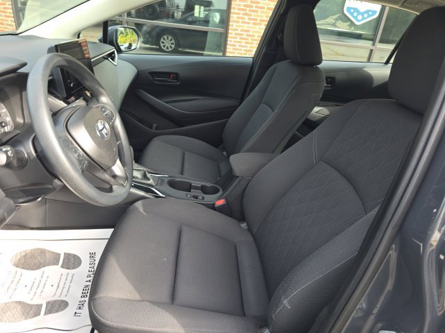 Used 2024 Toyota Corolla LE FWD image 16