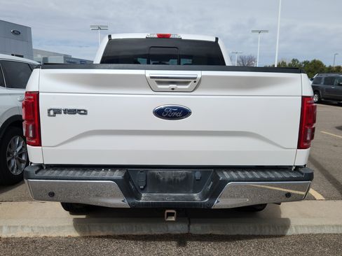 Used 2017 Ford F150 Lariat image 5