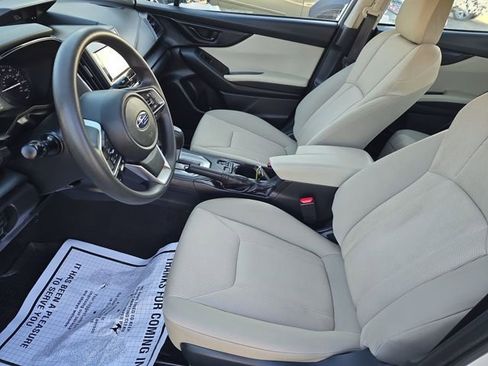 Used 2022 Subaru Impreza Premium image 9