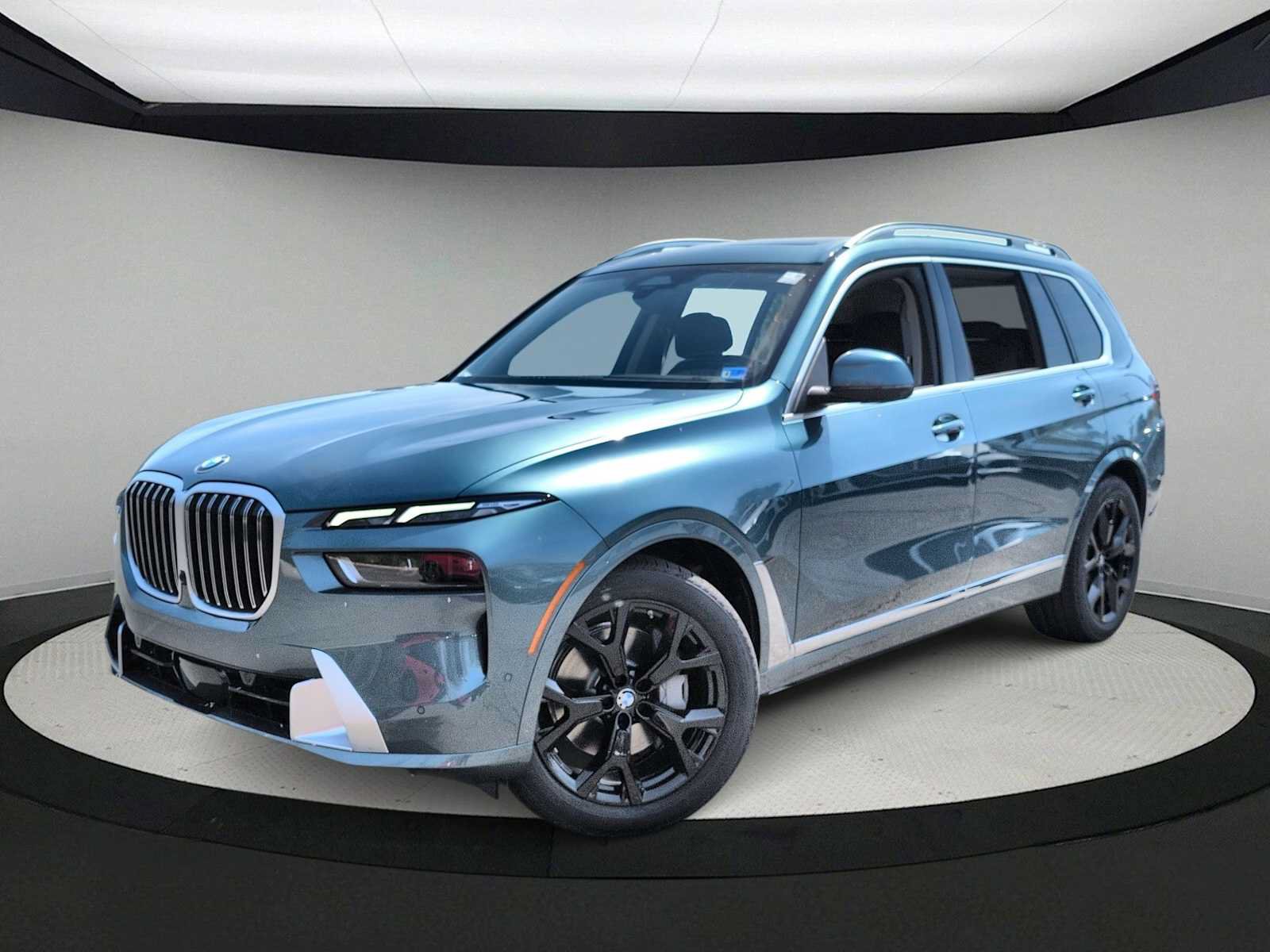 Used 2026 BMW X7 xDrive40i w/ Premium Package AWD/4WD image 1