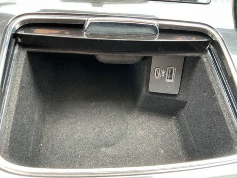 Used 2022 Lincoln Nautilus FWD image 13