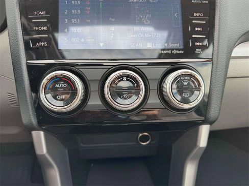 Used 2018 Subaru Forester 2.5i Premium image 30