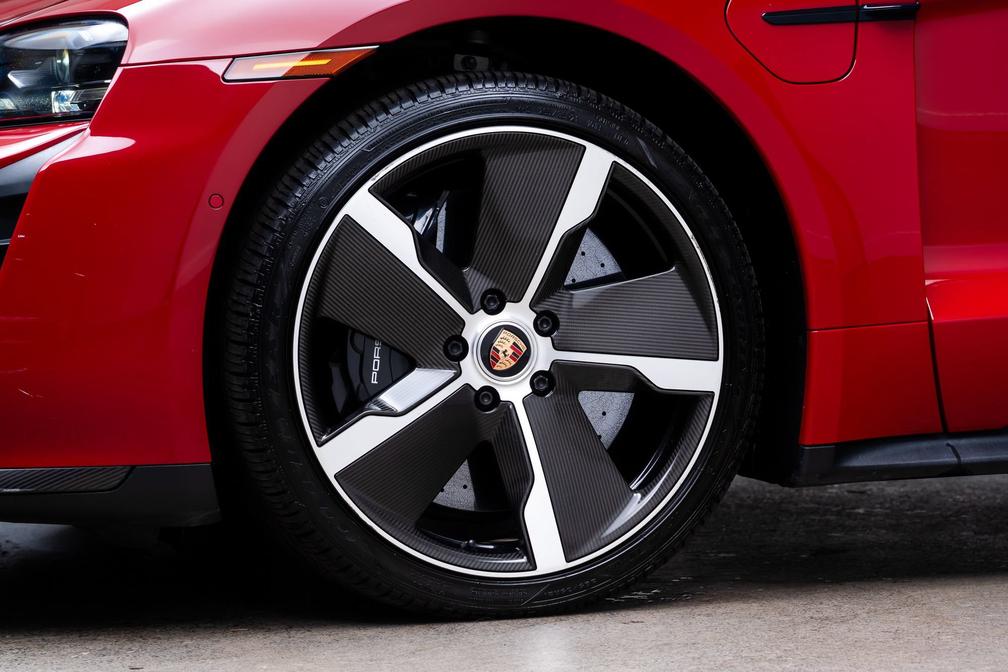 Used 2022 Porsche Taycan Turbo S AWD/4WD image 4