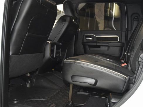 Used 2024 RAM 3500 Laramie w/ Night Edition image 43