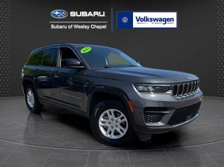Used 2023 Jeep Grand Cherokee Laredo AWD/4WD video 1