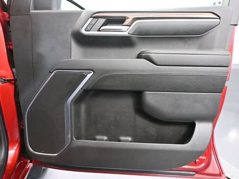 Used 2023 Chevrolet Silverado 1500 LT AWD/4WD image 45