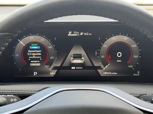 Certified 2023 Nissan Ariya FWD image 14