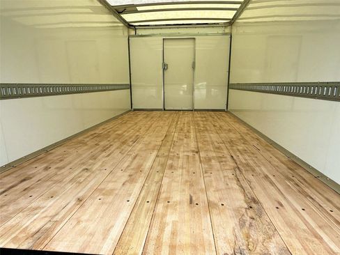 New 2024 Chevrolet Express 3500 w/ Power Convenience Package image 17