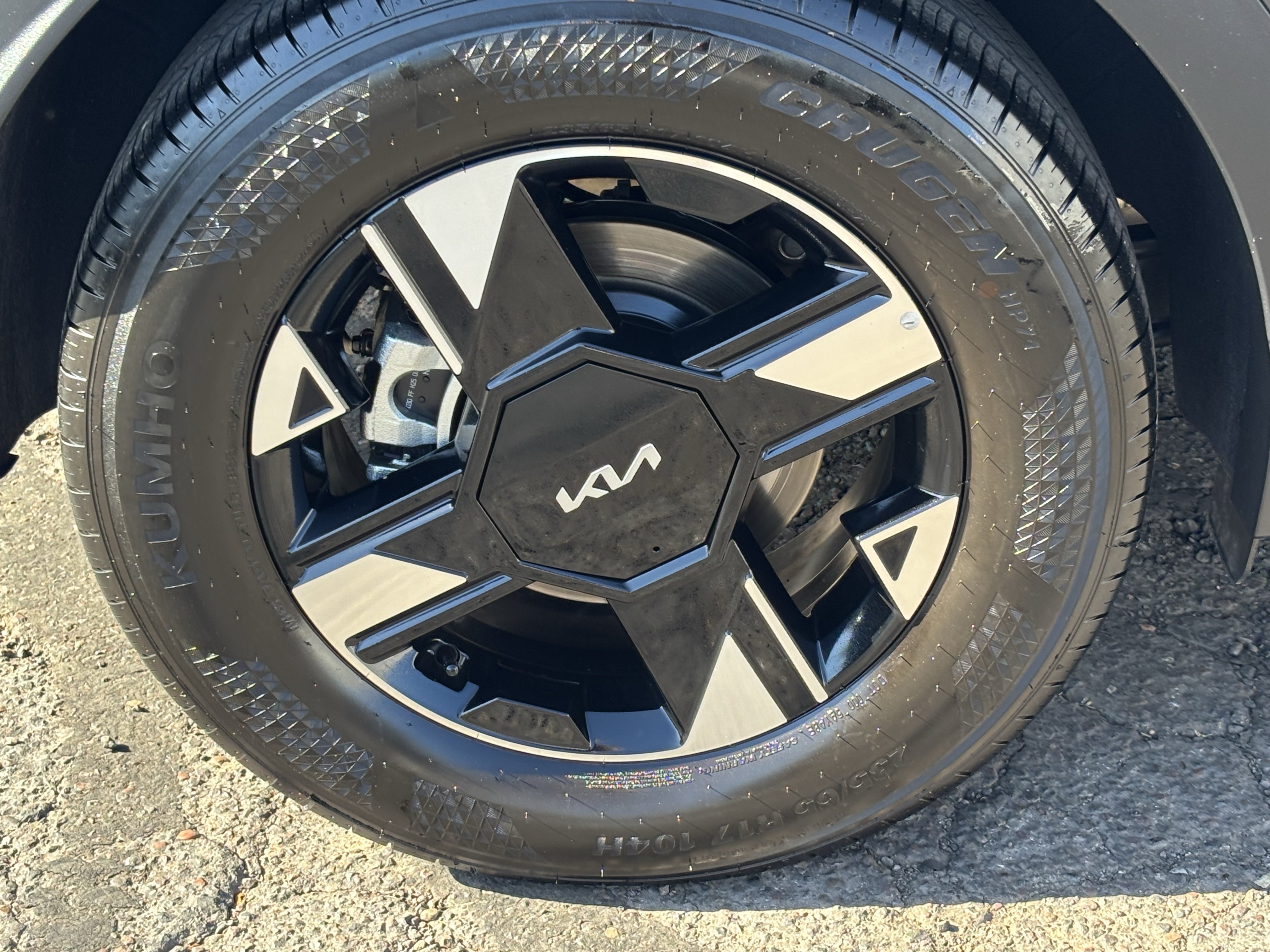Certified 2026 Kia Sportage LX FWD image 7