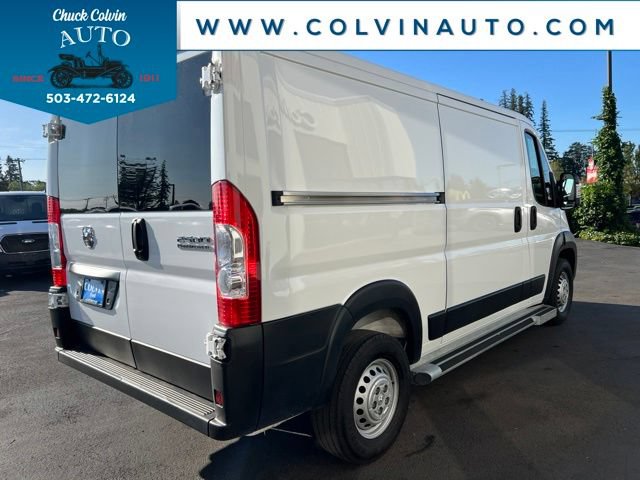 Used 2025 RAM ProMaster 2500 w/ U-Haul Equipment Group FWD image 5