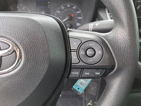 Certified 2023 Toyota Corolla LE image 19